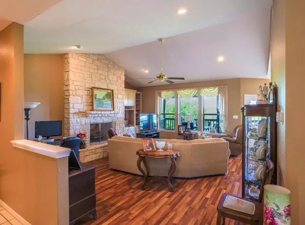 Meadowlakes, TX 78654,100 Turkey RUN