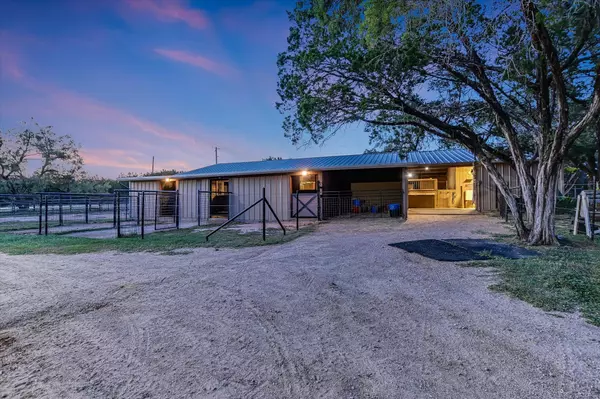 Spicewood, TX 78669,1005 County Road 414