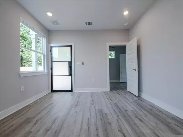 Austin, TX 78723,1042 Rosemont ST #2