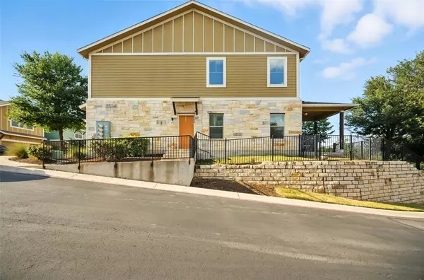 516 E Slaughter LN #3204, Austin, TX 78744