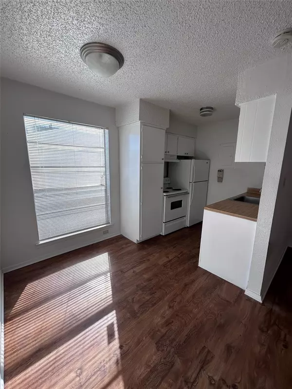 Austin, TX 78705,2803 Hemphill PARK #B205