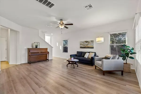 Austin, TX 78744,3724 Alpine Autumn DR