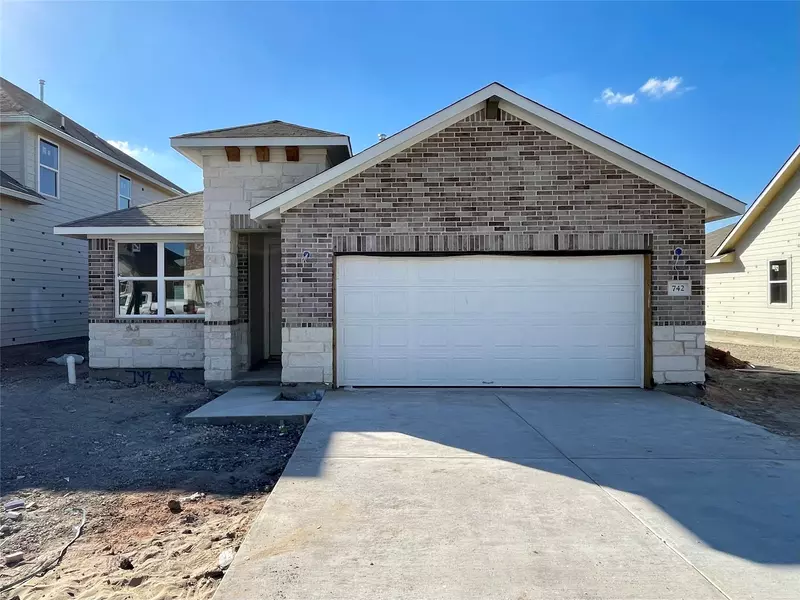 742 Palo Brea LOOP, Hutto, TX 78634