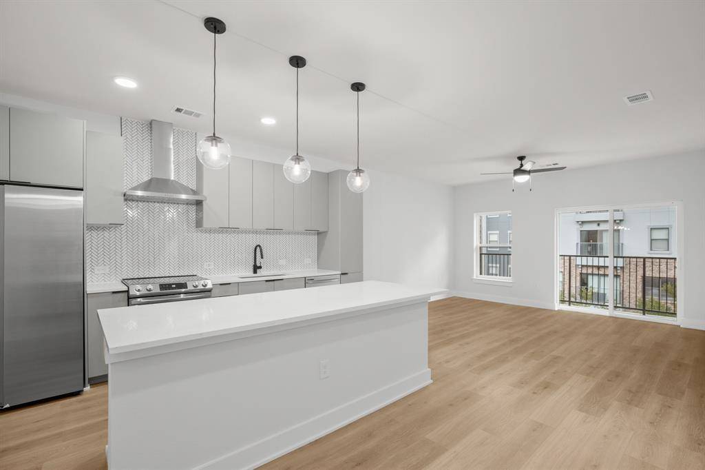 2500 Longview ST #420, Austin, TX 78705