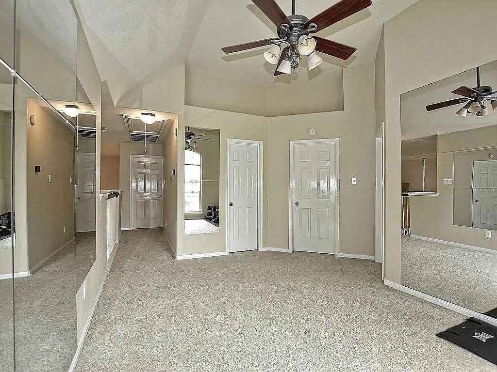 Round Rock, TX 78681,1207 Chinquapin CT