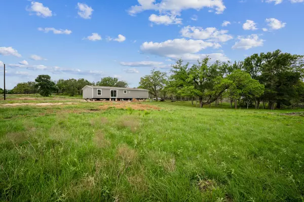 Dale, TX 78616,989 Ferguson LOOP