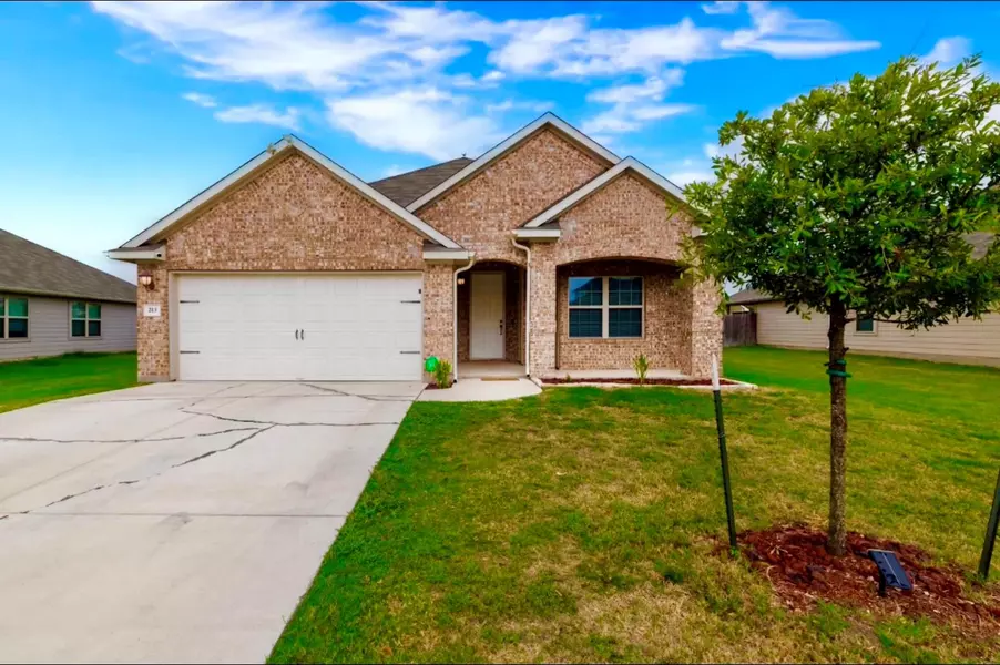 213 Colthorpe LN, Hutto, TX 78634