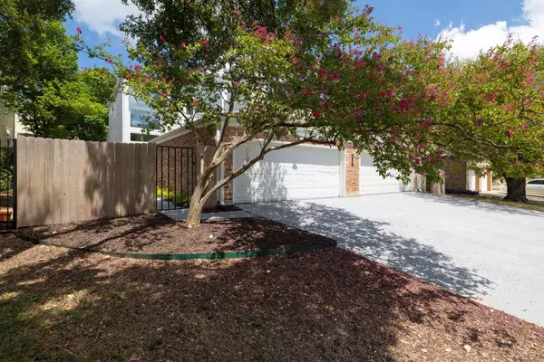 Austin, TX 78759,8320 Greenslope DR #A