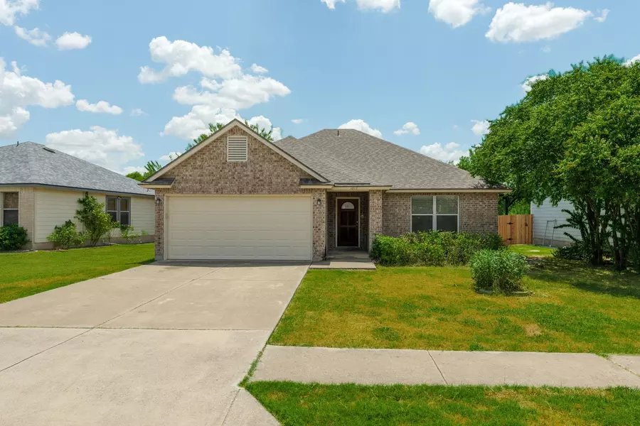 1613 Apollo CIR, Round Rock, TX 78664