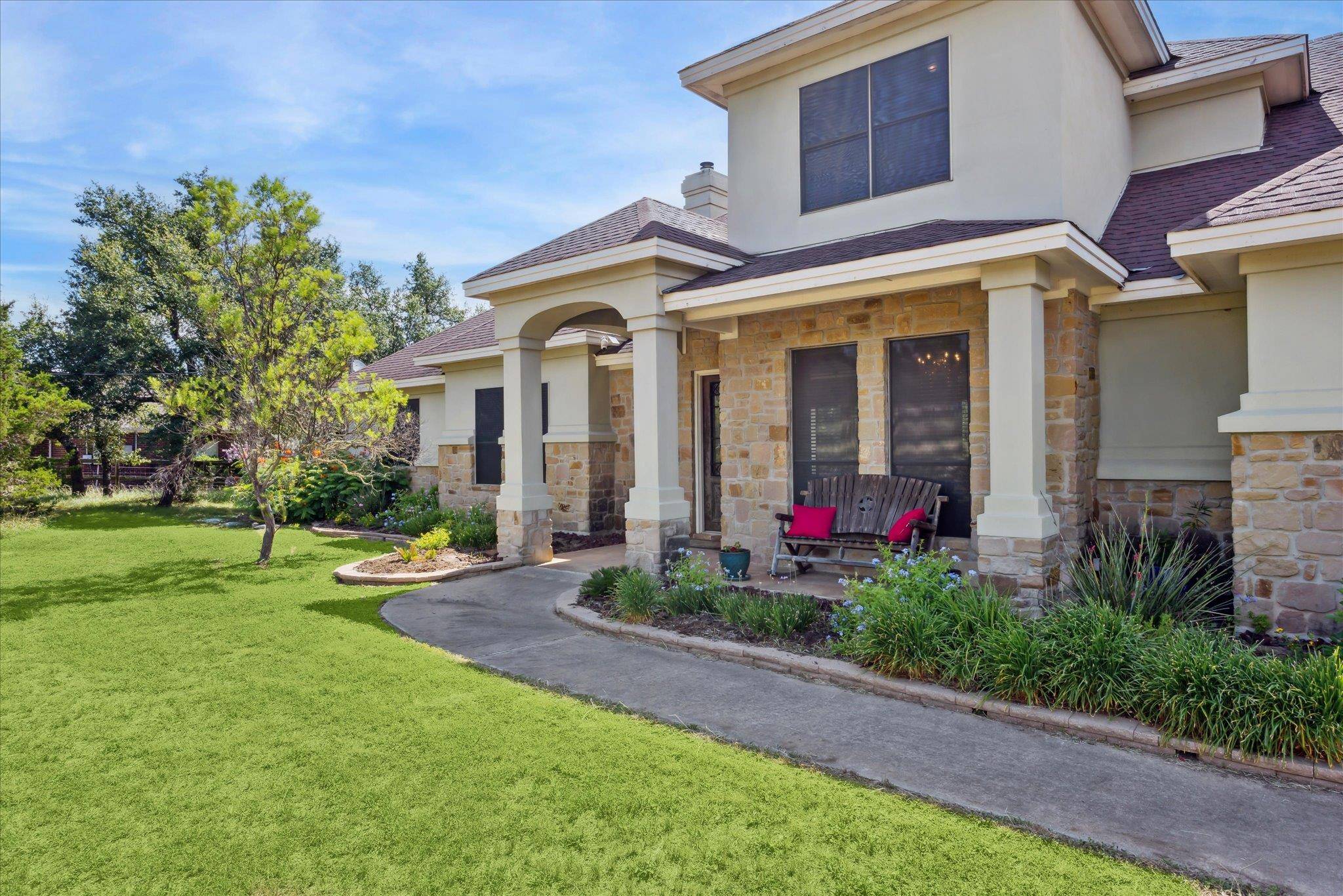 Dripping Springs, TX 78620,301 Sundance TRL