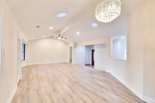 Austin, TX 78746,2120 Wychwood DR