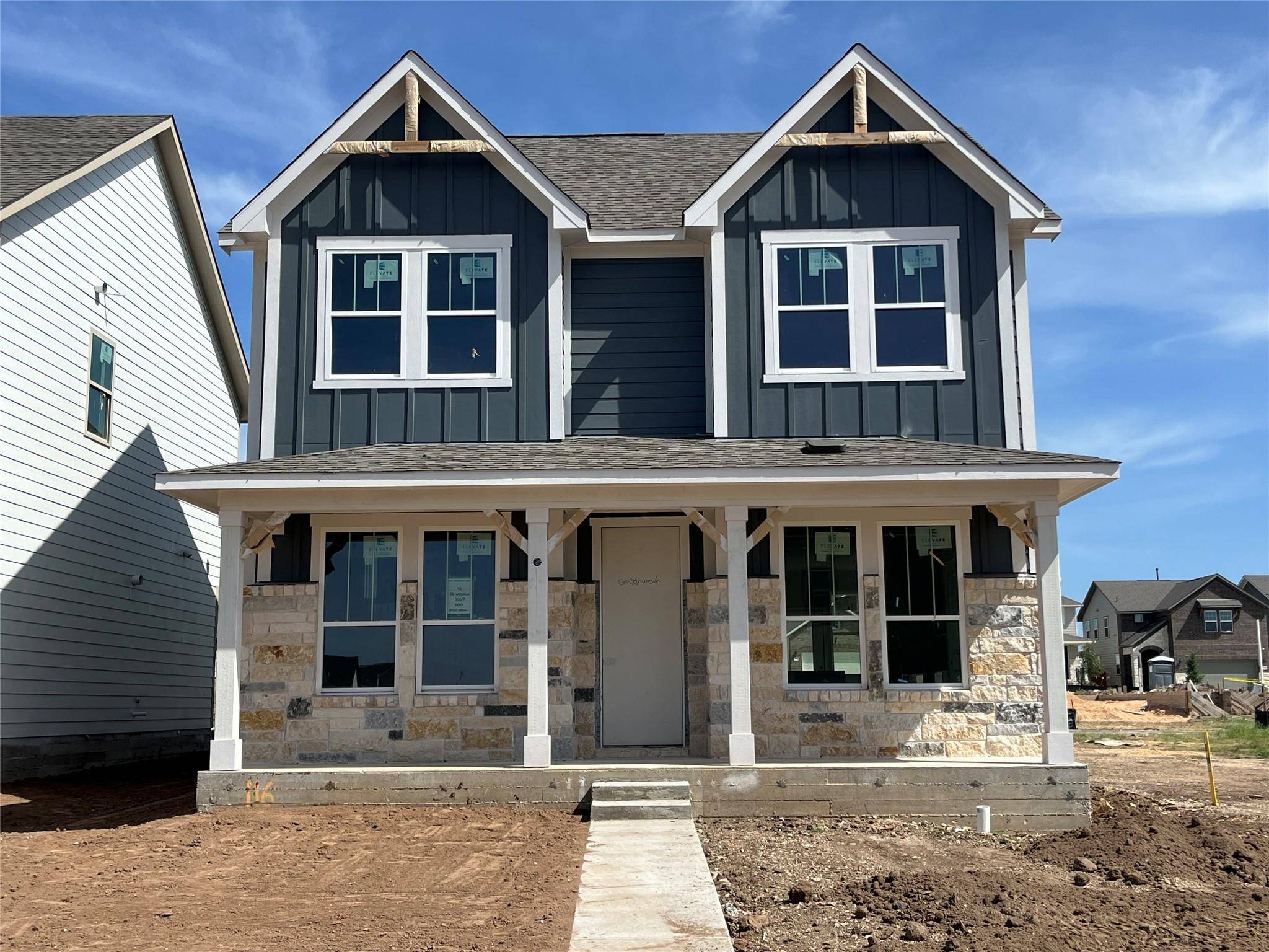 116 Woodrow LN, Liberty Hill, TX 78642