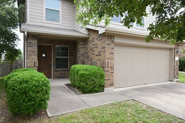 Austin, TX 78744,7025 Outfitter