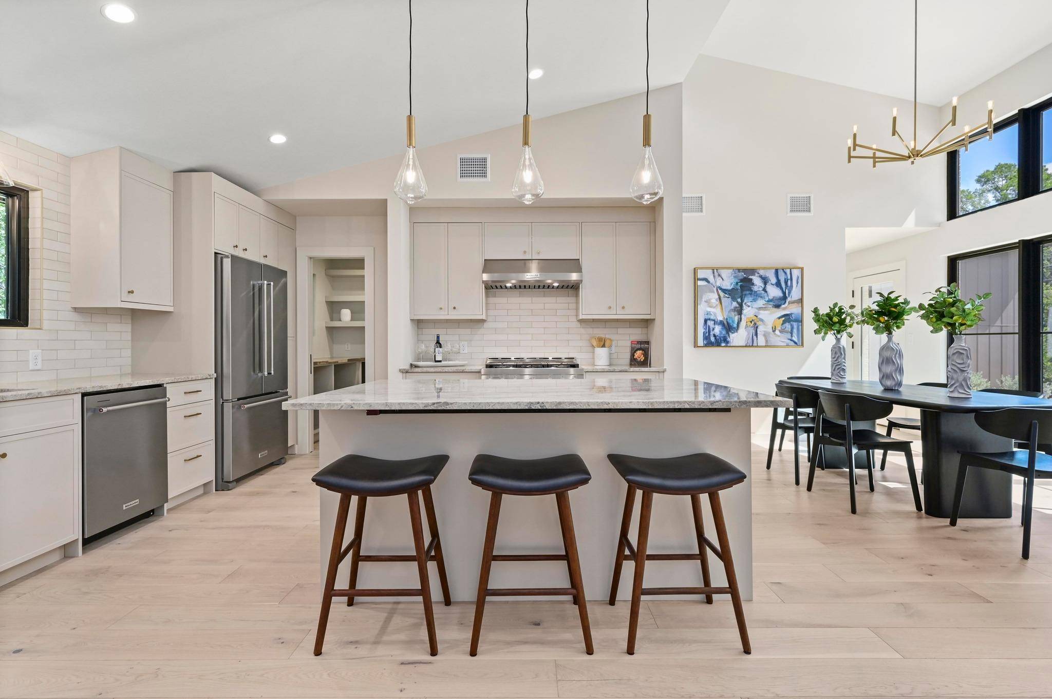 Austin, TX 78741,2001 Circle Haven