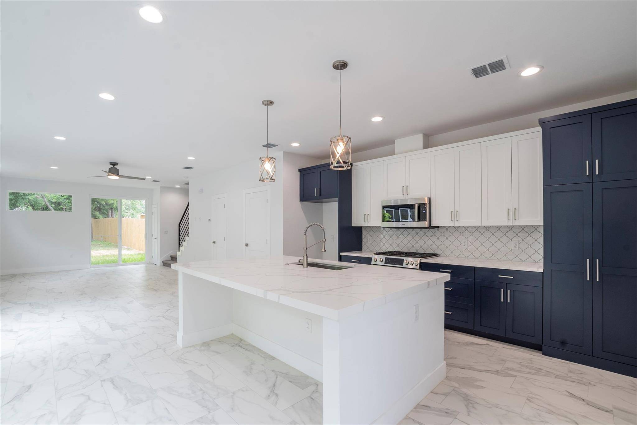 616 Dittmar RD #A, Austin, TX 78745