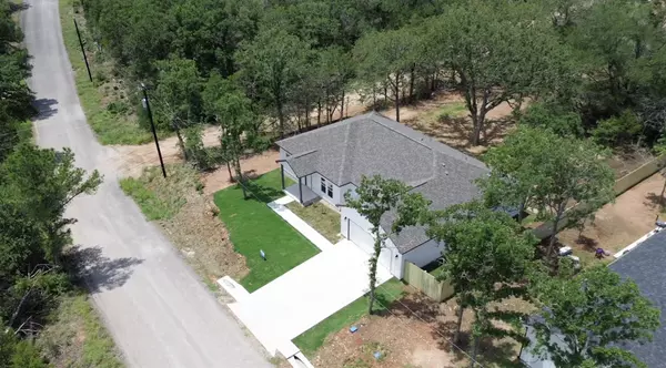 Bastrop, TX 78602,128 Heleakala DR