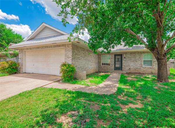 419 Bentwood DR, Leander, TX 78641