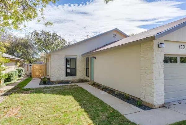 Round Rock, TX 78681,913 Chisholm CV