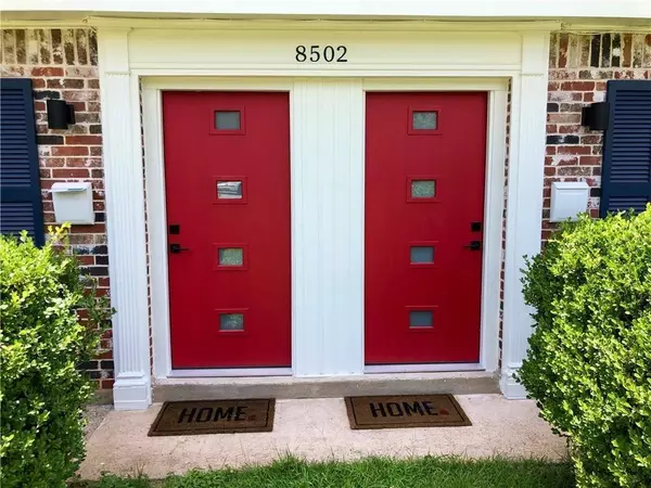 Austin, TX 78757,8502 Woodstone DR