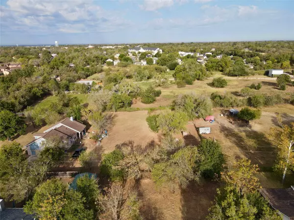 Elgin, TX 78621,112 Plum DR