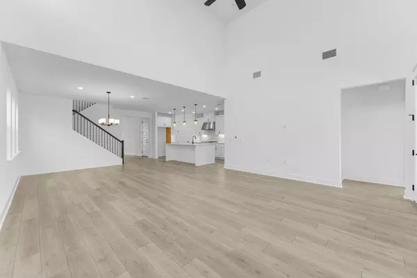 Austin, TX 78744,9709 Boathouse DR