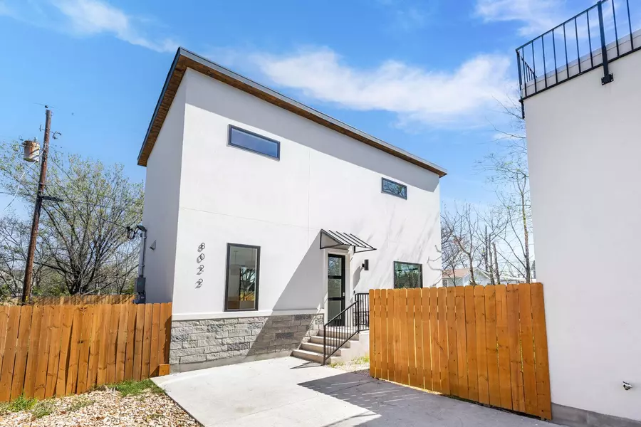 802 Philco DR #2, Austin, TX 78745