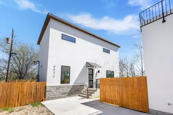 802 Philco DR #2, Austin, TX 78745