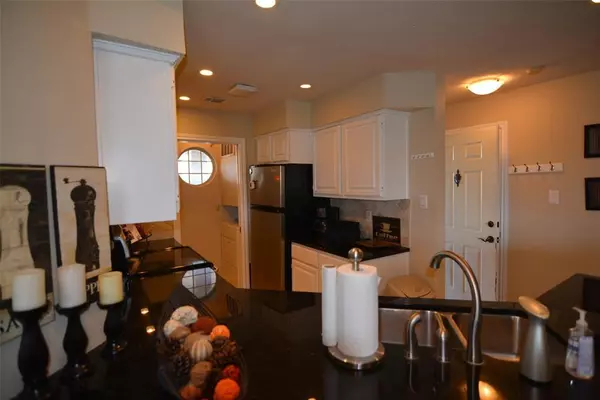 Lago Vista, TX 78645,3404 American DR #3311