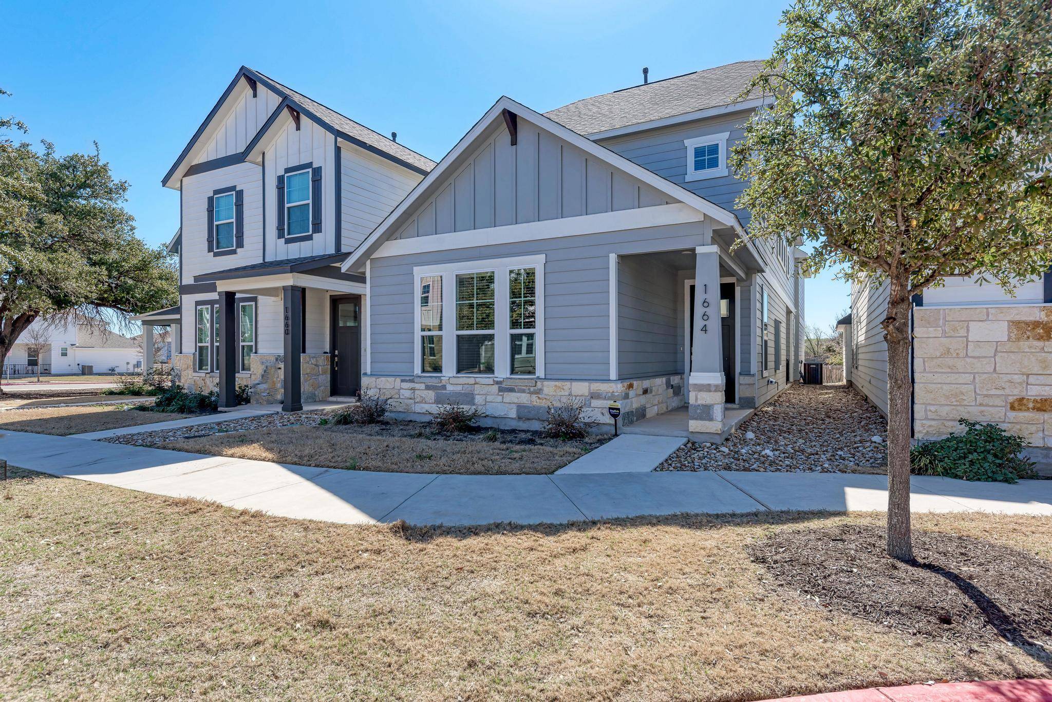 1664 Coral Sunrise Trl, Leander, TX 78641