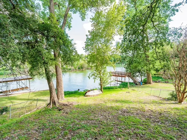 1229 Lone Star DR, New Braunfels, TX 78130