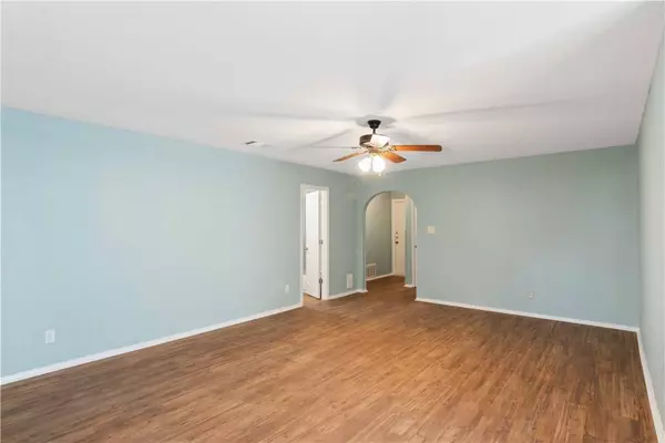 Austin, TX 78744,5604 Palo Blanco CT