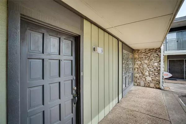 Austin, TX 78704,500 E Riverside DR #155