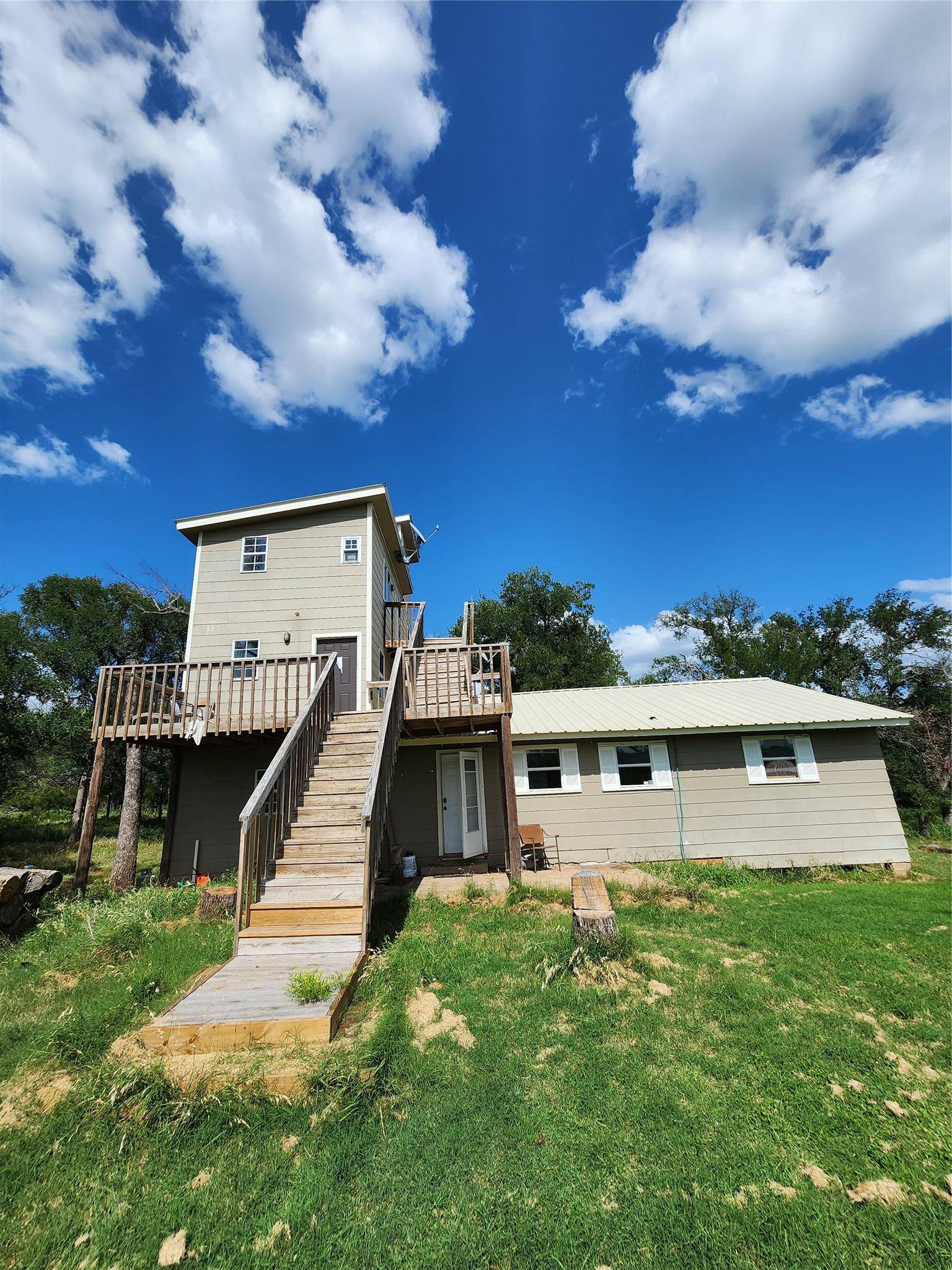 200 Nature DR, Burnet, TX 78611