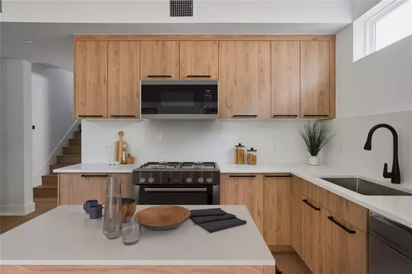 Austin, TX 78752,7516 Northcrest Blvd #2