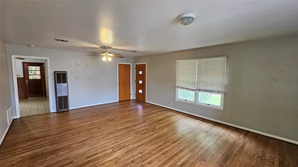 Taylor, TX 76574,1005 Cecelia ST