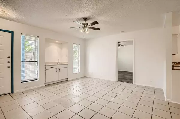 Round Rock, TX 78681,905 Chisholm CV