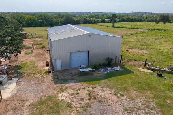 Elgin, TX 78621,160 McVay LN