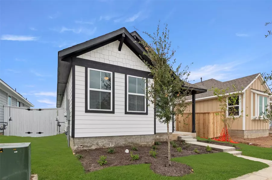 209 Cider Creek DR, Elgin, TX 78621