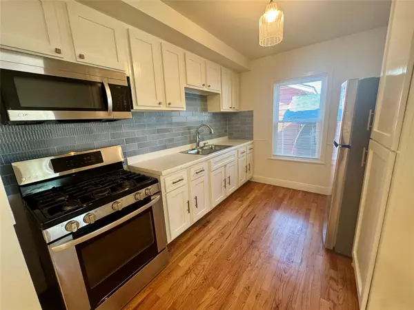 Austin, TX 78757,6402 Laird DR