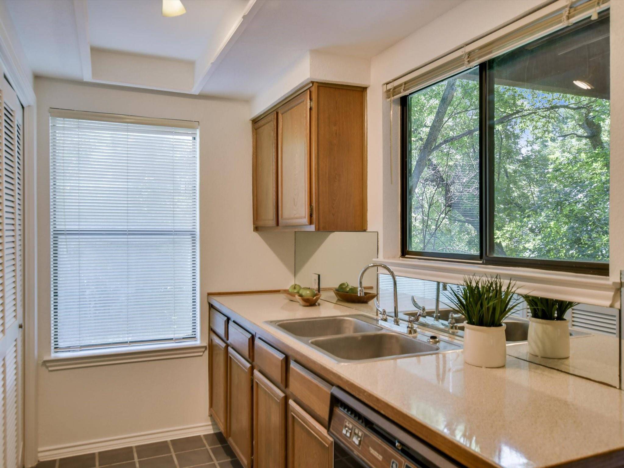 Austin, TX 78759,8200 NEELY DR #138
