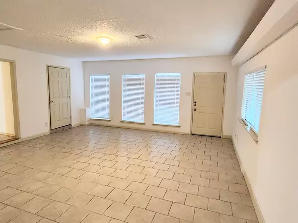 Austin, TX 78723,5203 Gladstone DR