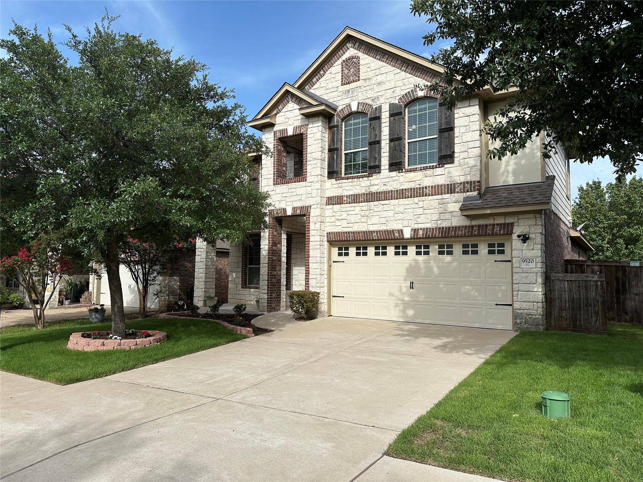 9520 Sydney Marilyn LN, Austin, TX 78748