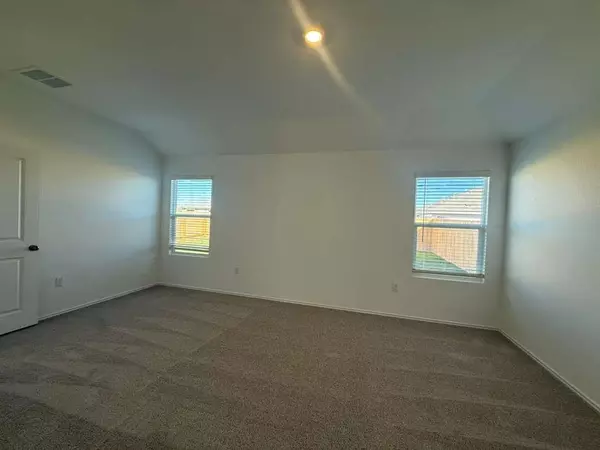 Hutto, TX 78634,205 Herald DR