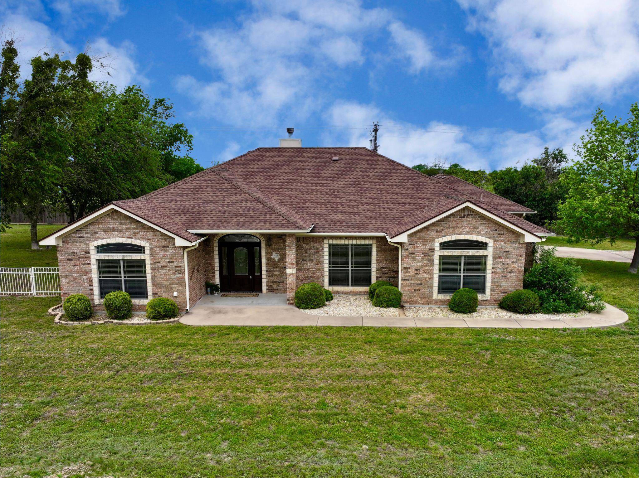 810 Kenney DR, Copperas Cove, TX 76522