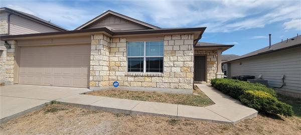 453 Nottingham LOOP, Kyle, TX 78640