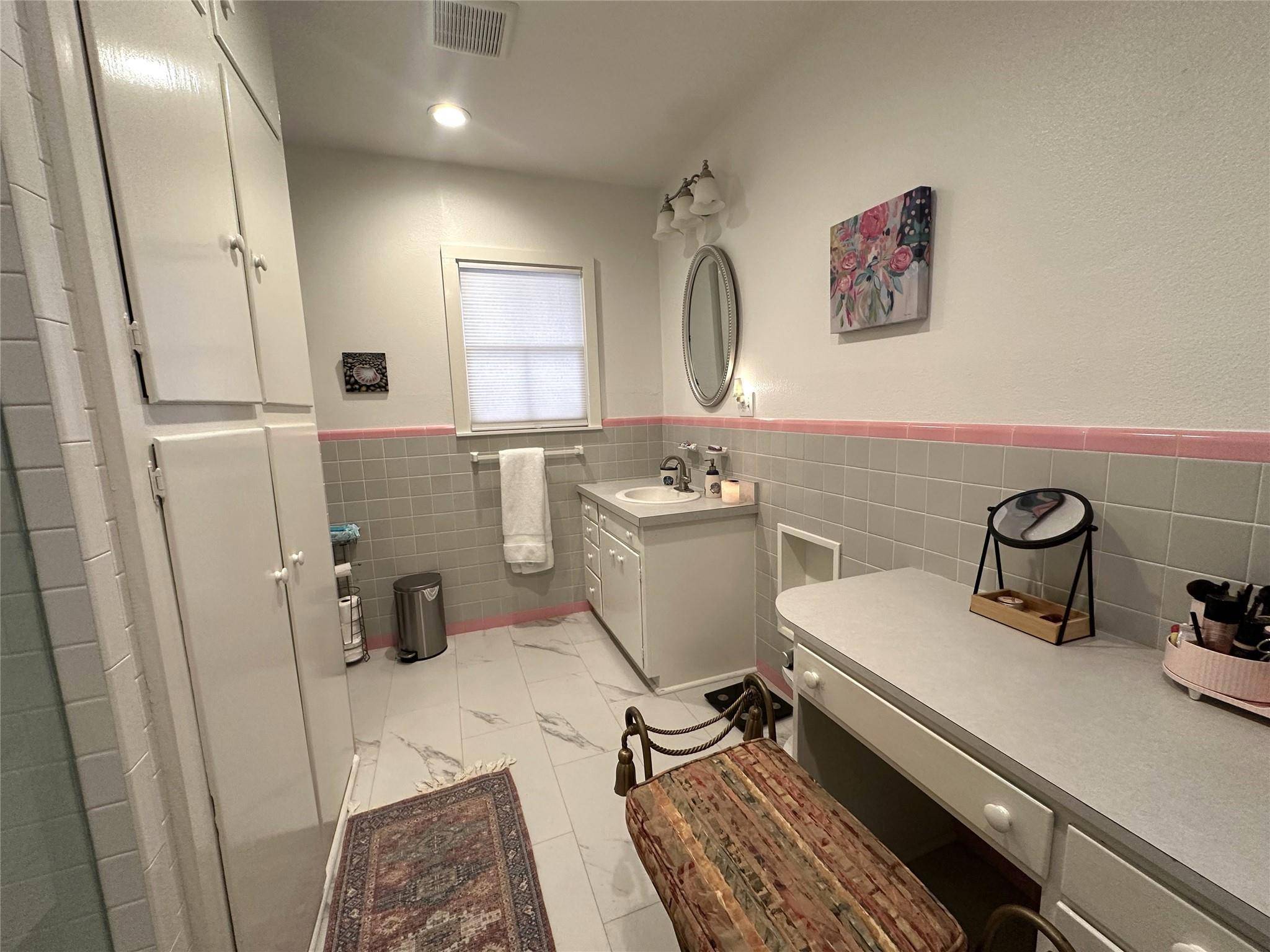 La Grange, TX 78945,129 E Crockett ST