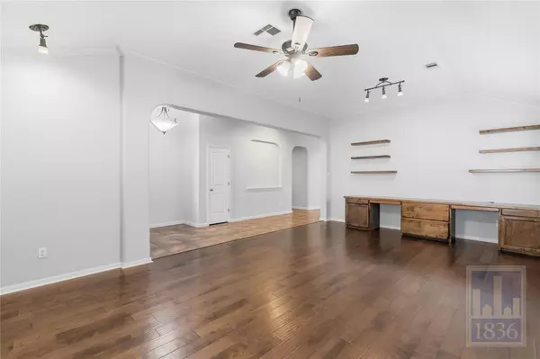 Austin, TX 78737,420 Torrington DR