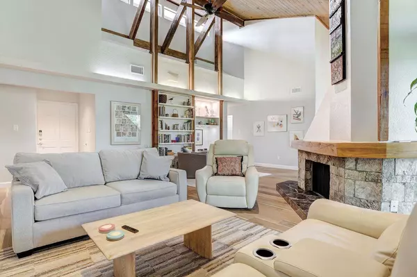 Austin, TX 78759,8200 Neely DR #223