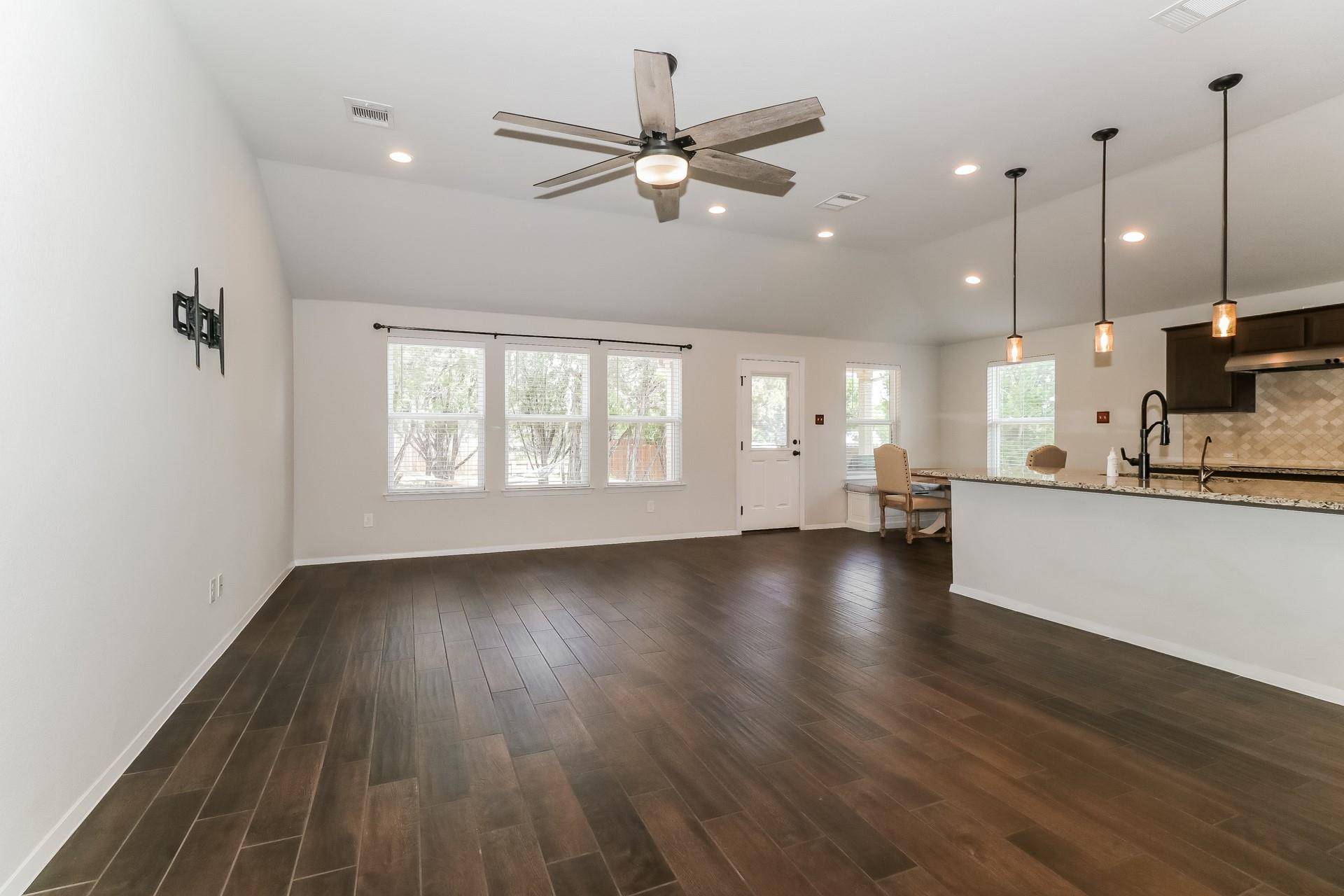 Lago Vista, TX 78645,21606 Bluejay BLVD