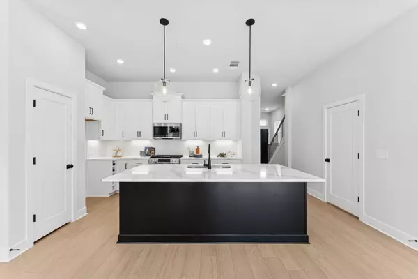 Austin, TX 78747,5509 Forks RD